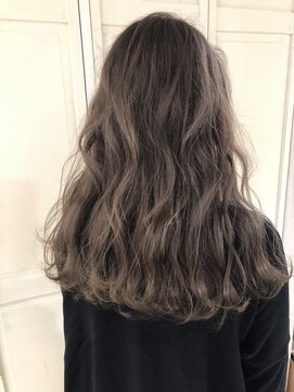 レイア(Leia) ブラウンベージュ