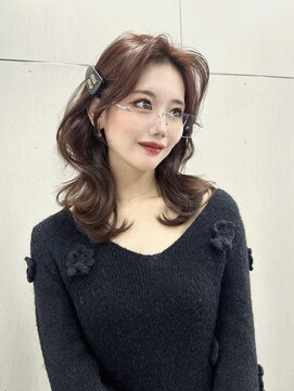 ジーナ 名駅(XENA.) 大人レイヤーくびれミディ20代30代前髪カットピンクブラウン