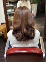 ウニヘアー(uni hair)&nbsp;デジタルパーマで結んでも可愛いふんわりスタイル