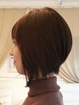 ホワイトスペース(whitespace) スッキリ前下がり