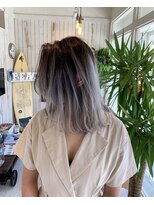 ブルーバレル(Blue Barrel)&nbsp;Barayage×ombre