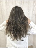 ハイライトカラー　グレージュ
