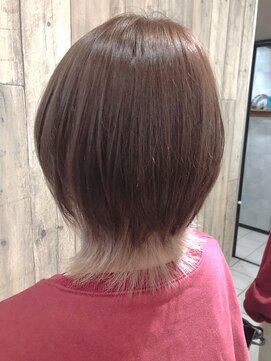 トムキャット(TOM CAT) 【新宿・TOMCAT】ウルフでインナーカラー