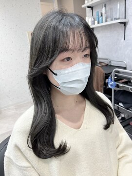 アデプト 北千住店(adept) 【adept北千住エリスタイル】内巻きくびれヘア×オリーブグレー