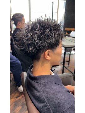 スキル(SKILL) 刈り上げスパイキーショート