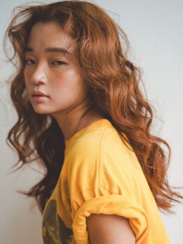 ヤー(YA)の写真/お客様のキャラが引き立つ、アーティスティックかつクリエイティブな唯一無二の似合わせをご提供★