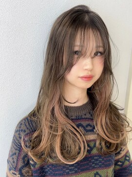 ジゼル(GiseL) インナーカラー　ブリーチ　ベージュ