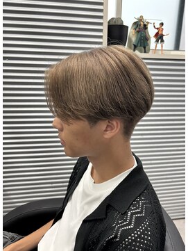 ガオプロデュースバイレボ(gao produced by revo) センターパート/ミルクティーベージュ/ブリーチカラー