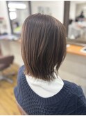 ボブレイヤー×明るめナチュラルベージュ