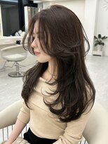 フィーネ(Fi-Ne)&nbsp;ワンホンレイヤー/顔周りカット/スモーキーブラウン