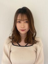サラジュ 西宮北口店(SARAJU) 柔らかベージュ外ハネミディアム