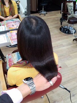 ルーミールーム(RoomieRoom) ツヤ髪ロング/髪質改善/夏カラーアッシュブラック/20代30代髪型