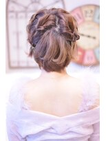メイズ(MAZE)&nbsp;【メイズ東中野・鍛原志行】ショートのヘアアレンジ