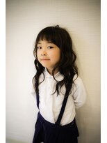 アーク ヘアーズ(ARK Hair's)&nbsp;オン眉バングでガーリースタイル