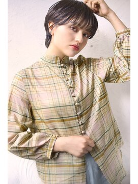 ロイジー(roijir) roijirイルミナインナーカラーxスパイラルxセンシュアルショート