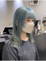 リル 溝の口(LiL) ターコイズミントウルフカット