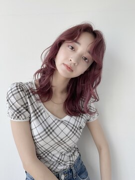 バイオレット ナゴヤ(Violet Nagoya) 10,20代☆フレーミングカット/レイヤーカット/ピンクカラー