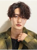 センターパート/波巻きパーマ/刈り上げ/ツーブロック/黒髪