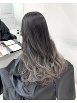 アライブ ハラジュク(ALIVE harajuku)&nbsp;【ALIVE 夕貴】ホワイトシルバーグラデーションカラー