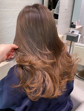 ステア ケース(stair case) 【NATASHA】銀座レイヤーカット/20代/30代/40代/50代