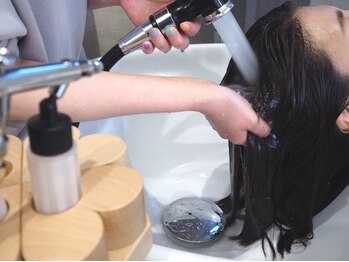 キューブヘアプレシャス 本店(CUBE HAIR PRECIOUS)の写真/当店最上級のトリートメントスパ★髪や頭皮の様々なお悩みに寄り添い、お客様に合った施術をご提案します◎