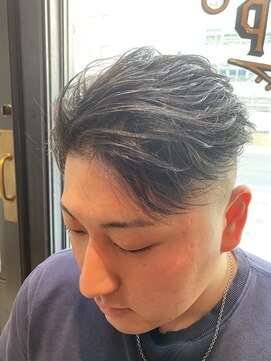 フォーコーナーズ(Four Corners) 毛流れショート