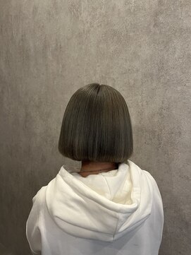 イルバイアトモス(ilu by Atmos) Olive color