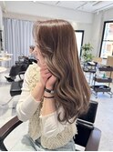 ブリーチなしベージュ♪艶レイヤー♪顔まわりカット♪