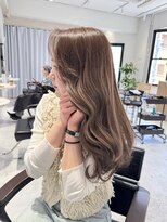 ルル(loulou)&nbsp;ブリーチなしベージュ♪艶レイヤー♪顔まわりカット♪