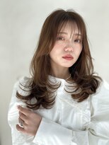 ザック ヴィ(ZACC  vie)&nbsp;動いてかわいい！セミロングレイヤーカット