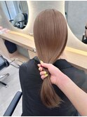 ミルクティーベージュ