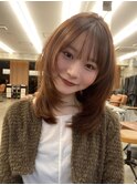 ミディアム　顔まわりカット　似合わせカット　レイヤーカット