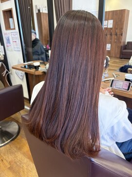 美容室ヒラトヤ 仙北店 艶感たっぷりチェリーブラウンストレート