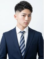 ヨシザワインク プレミアム 横浜 桜木町店(YOSHIZAWA Inc. PREMIUM)&nbsp;清潔感メンズカット七三分けビジネス刈り上げスキンフェード