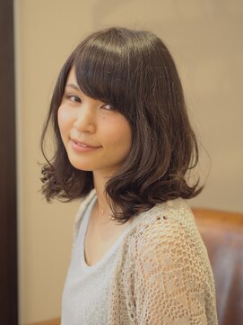 イロ(Ilo) 10secondパーマstyle