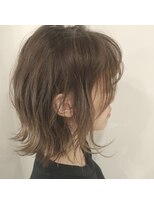 モアナ バイ ヘッドライト 武蔵小杉店(Moana by HEADLIGHT)&nbsp;小顔 大人かわいい 耳掛け ショート ボブ グラデーション