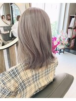 リコバイアフロート(riko by afloat)&nbsp;透明感可愛いグレージュカラー【立野克弥】