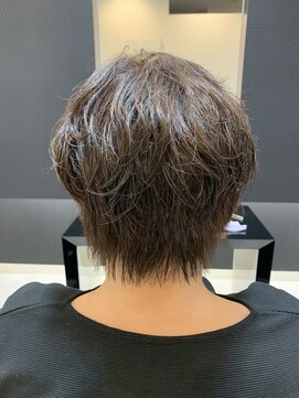 ディーヘアーデザイン(d.HAIR DESIGN) 耳かけショートスタイル