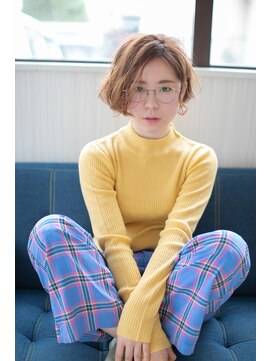 アーバン(URBAN) 透け感 前下がりショート ボブ