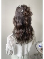 ホワイトルーム(White Room)&nbsp;half up