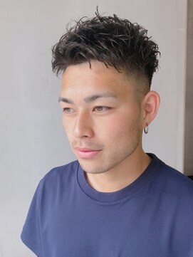 フランクスバーバーリザーブ 人形町店(FRANK’S BARBER RESERVE) アップバングサイドグラデーションパーマ　ｙ