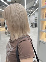 ヘアサロン ドット トウキョウ カラー 町田店(hair salon dot. tokyo color) 斜めバング/グレージュカラー/デザインカラー/シルキーベージュ