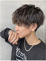 ロンド アンブル 四条烏丸(Lond ambre)&nbsp;【Lond ambre】萱原大幹　ツイストスパイラルパーマ/黒髪T