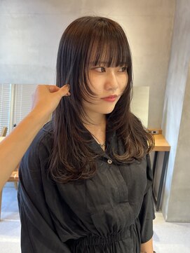 レジーロ (Regilo) 顔まわりレイヤー／ぱっつん前髪