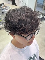 レタッチ バイ フィフス 天神大名(RETOUCH by fifth)&nbsp;プードルパーマ波巻きスパイラルパーマメンズ眉毛シャドウパーマ