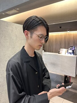 クーラ(Cura) 【メンズ】 ナチュラルセンターパート