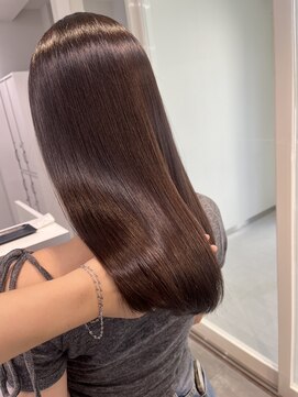 コレクティブワーク 表参道 渋谷(COLLECTIVE WORK) 髪質改善トリートメント表参道20代30代40代縮毛矯正【表参道】