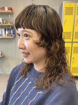 ナループロア ハチ(Nalu pu loa hachi) 顔まわりパーマ/ポイントパーマ/ハードパーマ