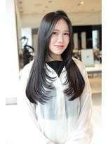 外ハネミディ×小顔カット×骨格補正×艶感×似合わせカット