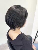 ストフ(stof)&nbsp;黒髪ショート/ハンサムショート/大人ショート/前下がりショート